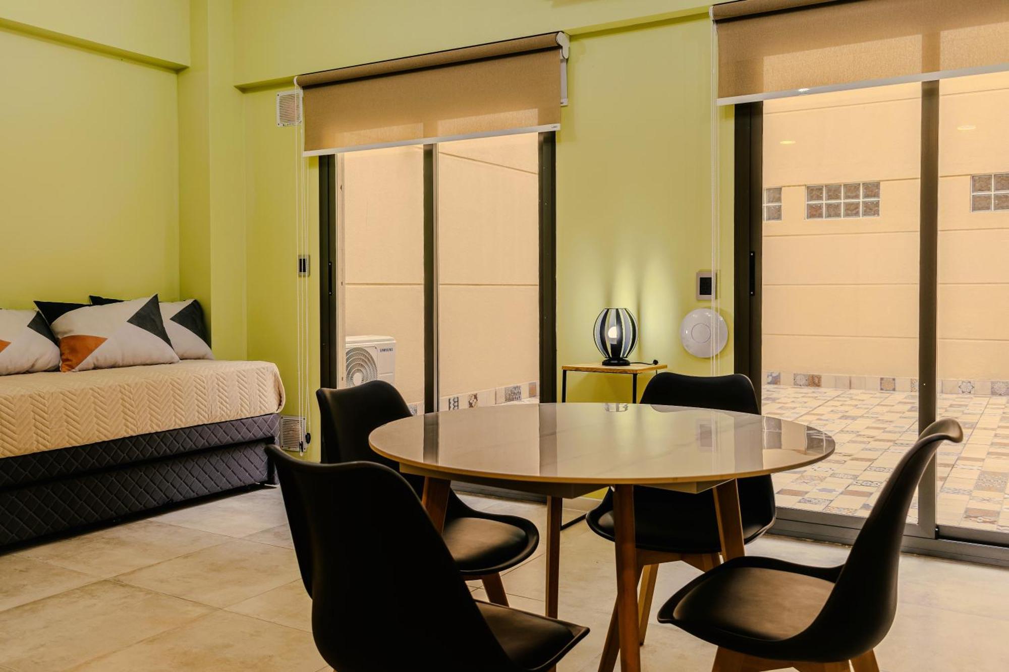 Palacete Defensa Apartment *